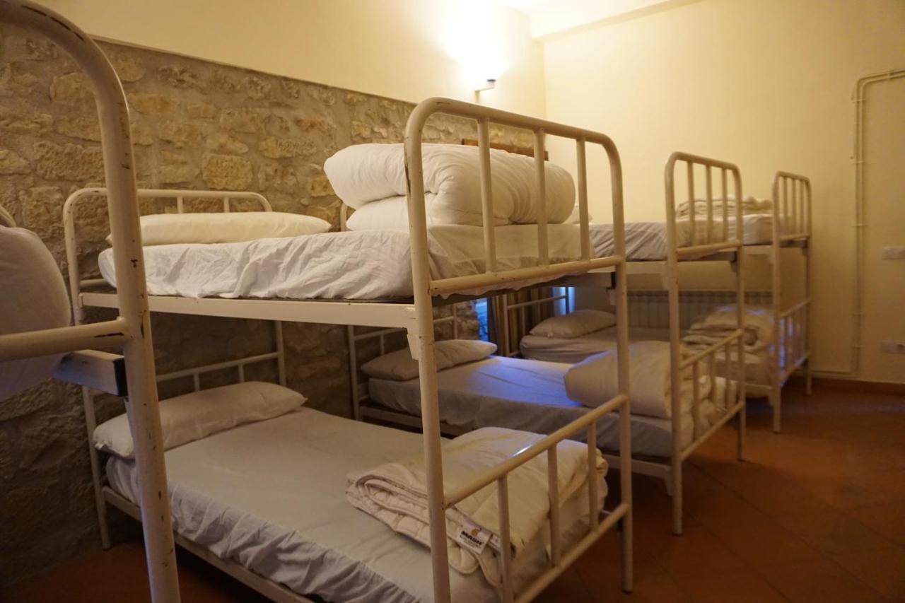 Albergue De Sos del Rey Católico Εξωτερικό φωτογραφία